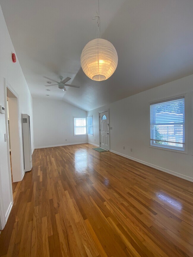 Foto del edificio - 315 Hartford Ave