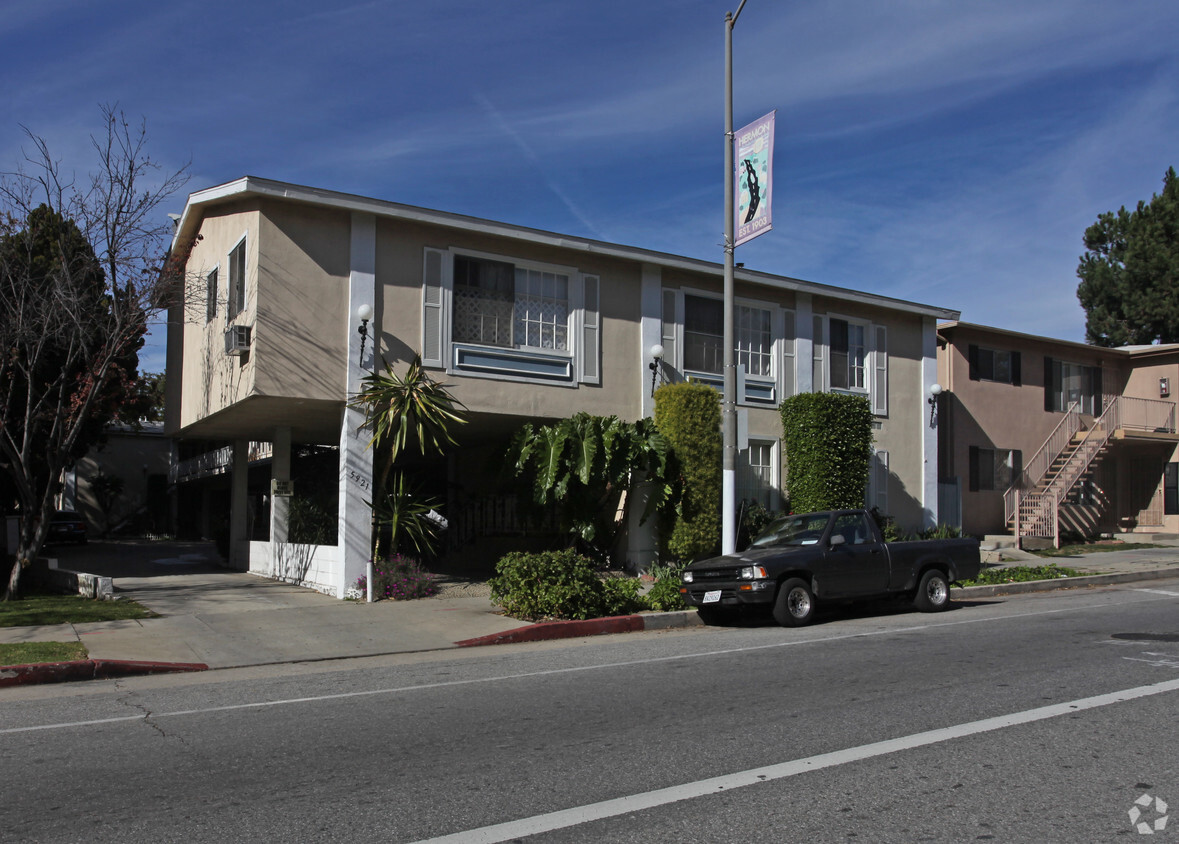 Primary Photo - Monterey Apartments