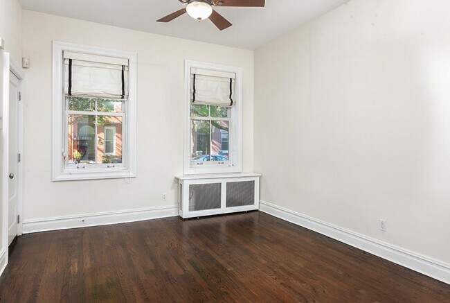 Building Photo - 205 Bloomfield St