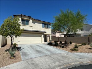 Building Photo - 4929 Finca St