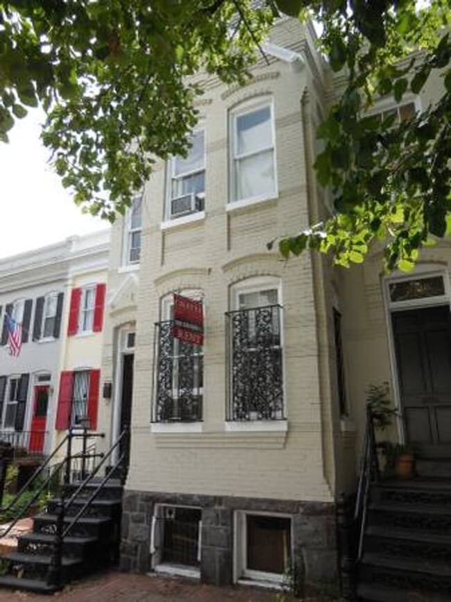 Building Photo - 3314 Prospect St NW