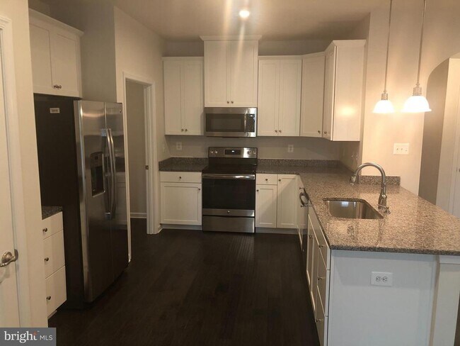 Foto del edificio - 5363 Yellow Birch Wy