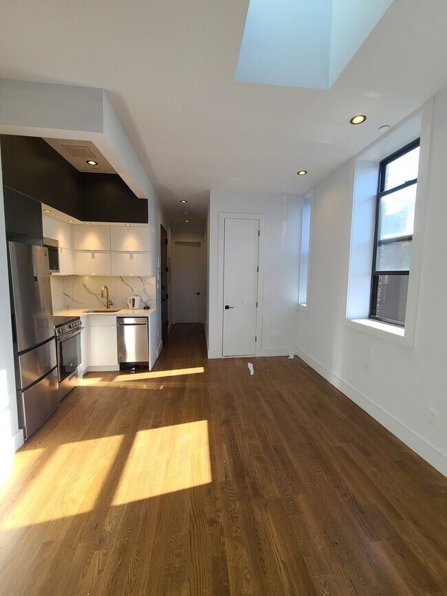 1337 Gates Ave Unit 1A, Brooklyn, NY 11221 1337 Gates Ave Brooklyn