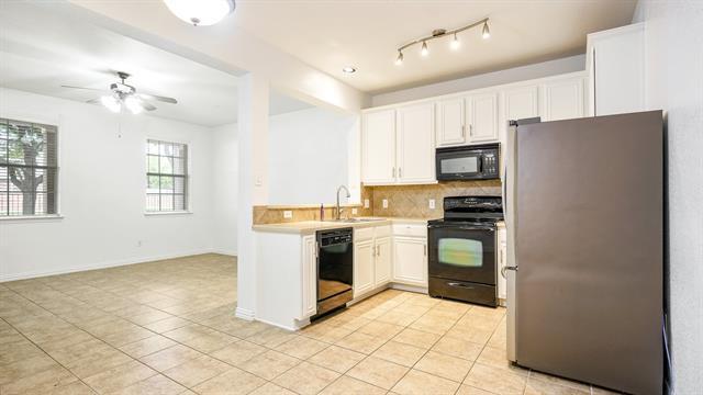 Foto del edificio - 3206 Bedford Rd