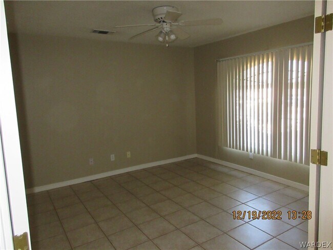 Foto del edificio - 2627 Broken Arrow St
