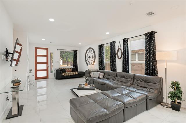 Foto del edificio - 3314 Herbert St