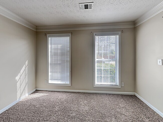 Foto del edificio - 3452 Kittery Drive