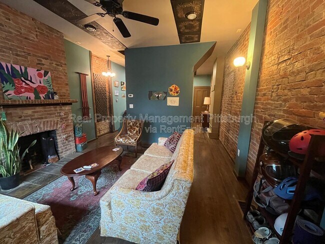 Building Photo - 297 42nd St
