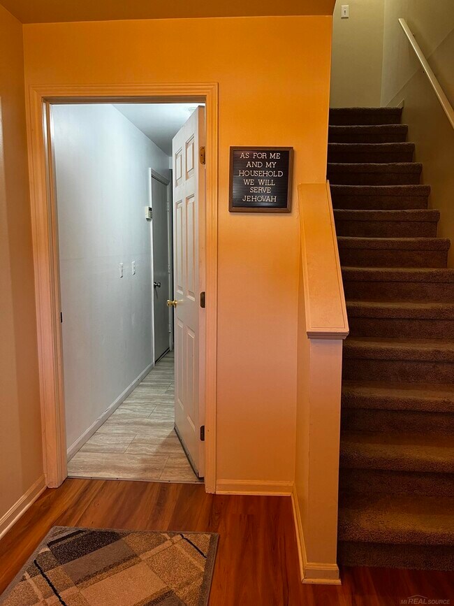 Foto del edificio - 37748 Charter Oaks Blvd