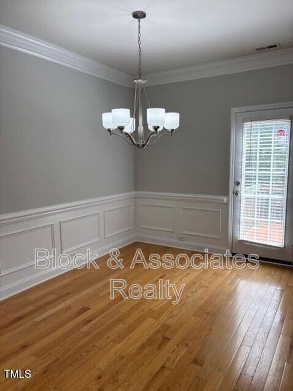 Foto del edificio - 200 Presenteer Trl