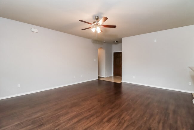 Building Photo - 3153 Hanna Ranch Blvd