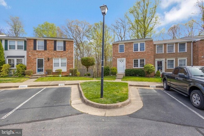 Building Photo - 8058 Steeple Chase Ct