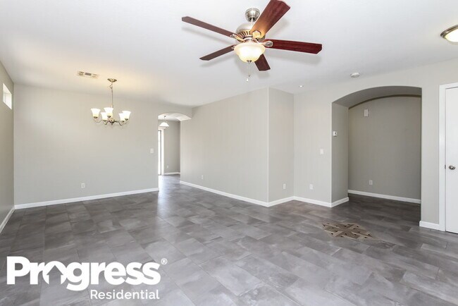 Building Photo - 12417 W Larkspur Rd