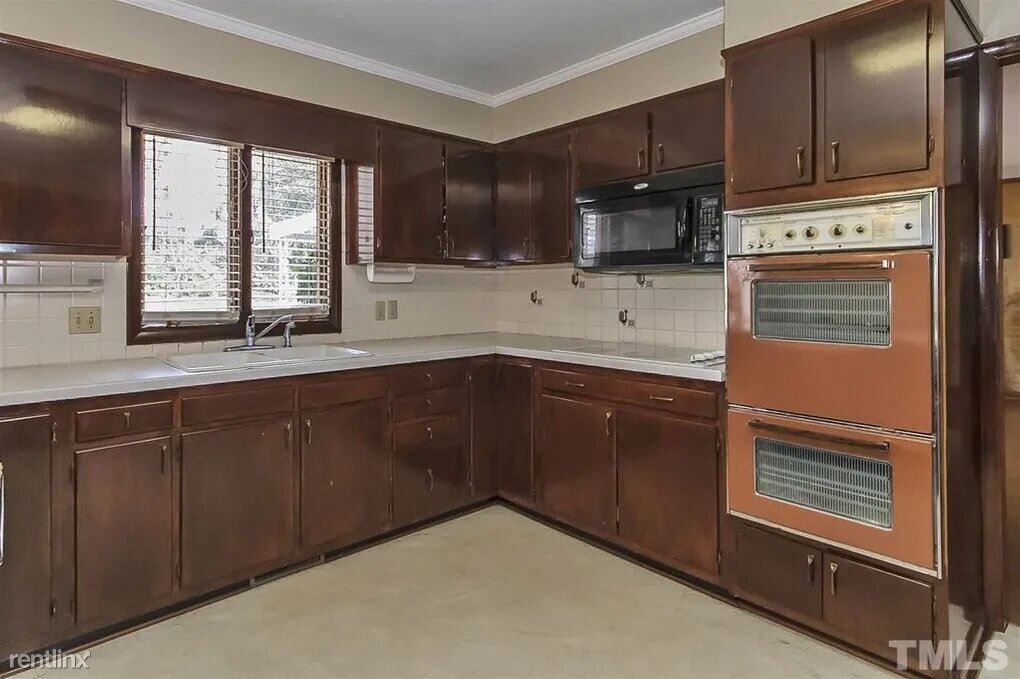 Building Photo - 4 br, 2 bath House - 2298 Lakeview Ter