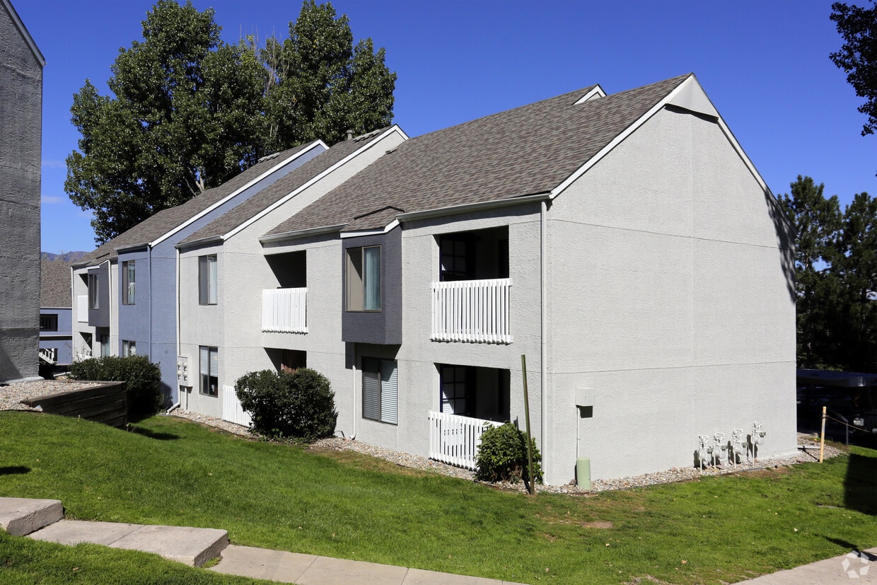 Cottonwood Terrace Apartments Colorado Springs, CO