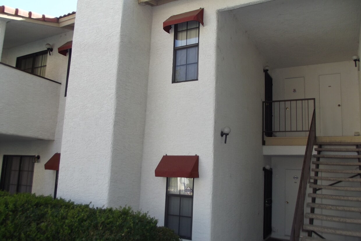 Primary Photo - 6663 W Tropicana Ave #202