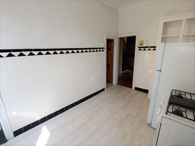 Building Photo - Gardenia