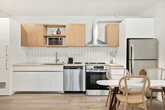 Interior Photo - 8th and U