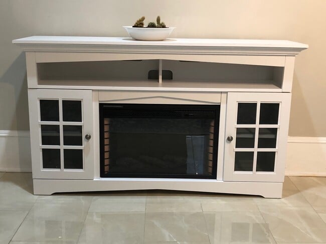 Building Photo - 19 Tyndall Av