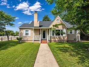 Building Photo - 2534 McNeill Cir