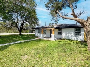 Building Photo - 2108 Ontario Ave