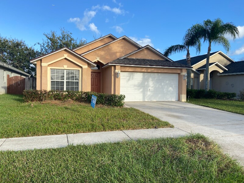 Primary Photo - 350 Seville Pointe Ave