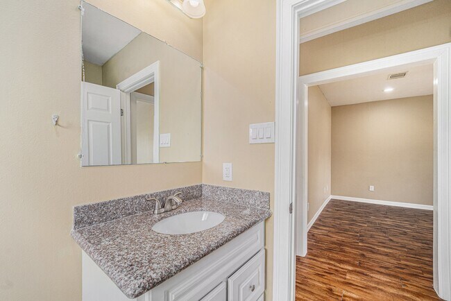 Foto del edificio - 4146 Brinkley St