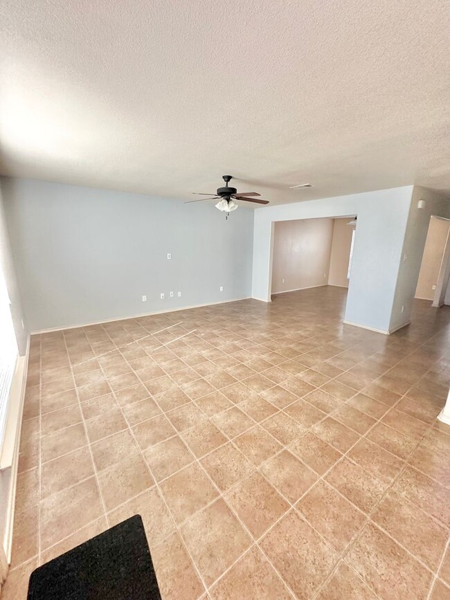 Building Photo - 4Bd/2.5Ba in Killeen, TX!