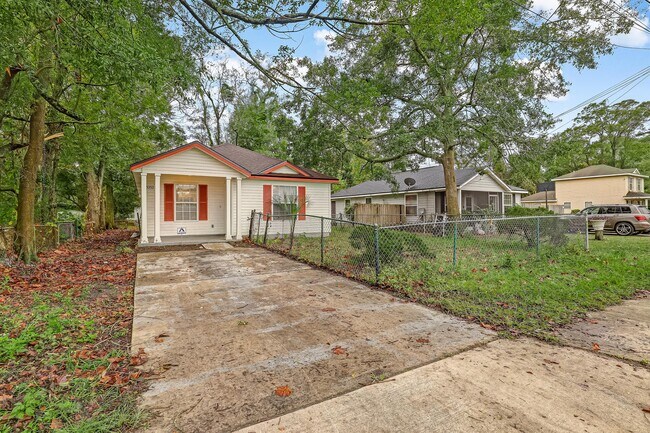 Building Photo - 3252 Rayford St