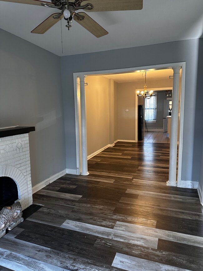 Building Photo - 2206 Penrose Ave