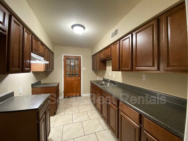 Foto del edificio - 1030 University St