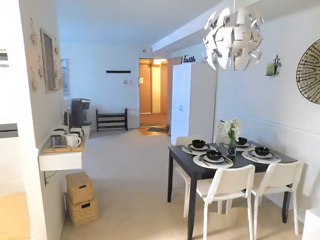 Foto del edificio - 9921 Bustleton Ave