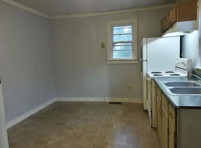 Foto del edificio - 3 Bedroom 1 bathroom House in Spartanburg SC