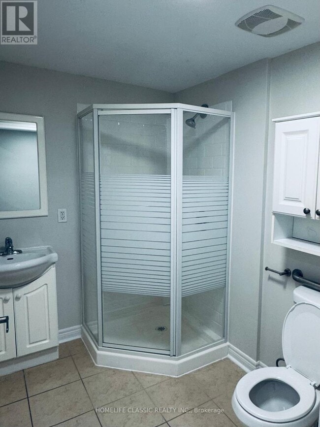 Photo du bâtiment - 2915 Bur Oak Ave