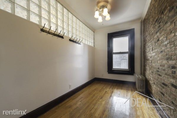 Building Photo - 618 Bergen St