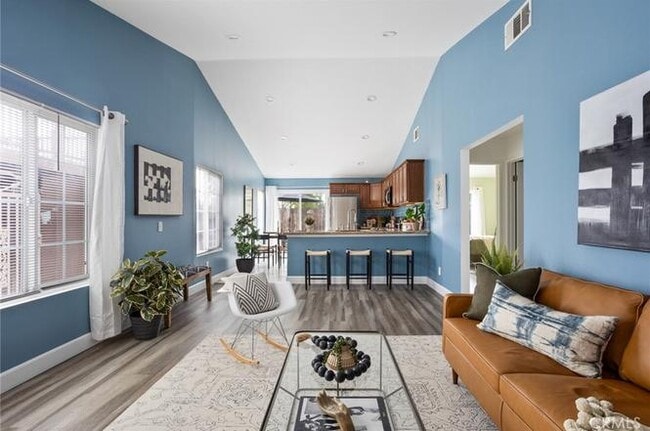 Building Photo - 12421 Blazing Star Ct