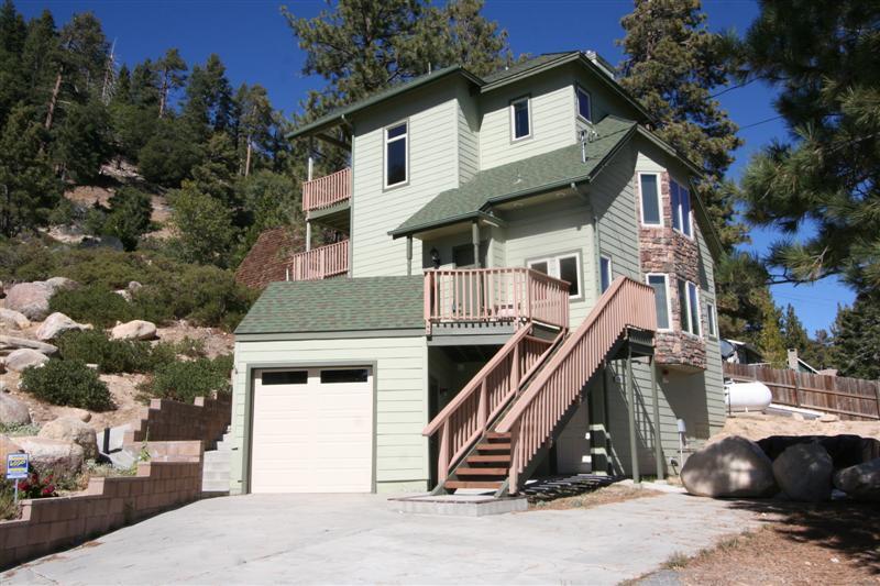 Primary Photo - 38520 N Shore Dr
