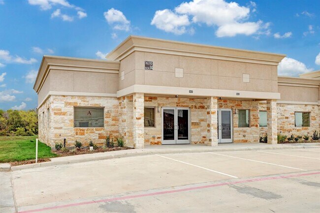 Foto del edificio - 16310 Tomball Pkwy