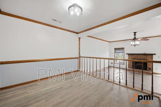 Building Photo - 202 Stonehall Ct