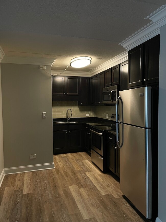 Building Photo - 5125 Blodgett