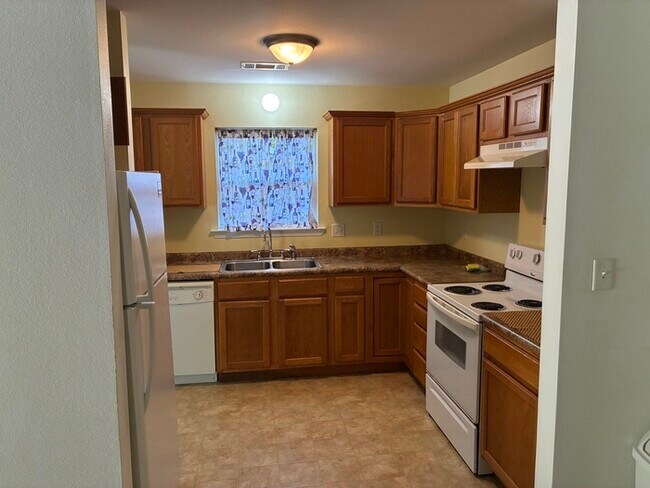 Foto del edificio - Nice 3 bedroom 2 bathroom home in North Little Rock