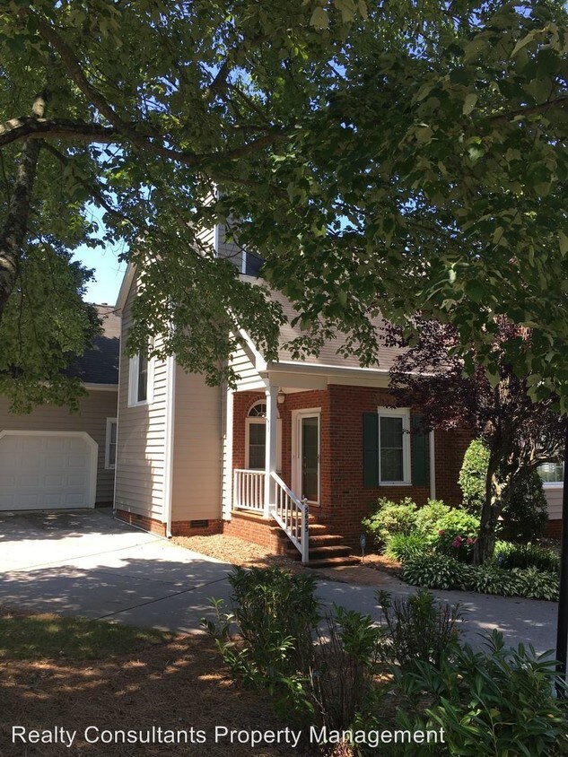 Building Photo - 5623 Cardinal Way