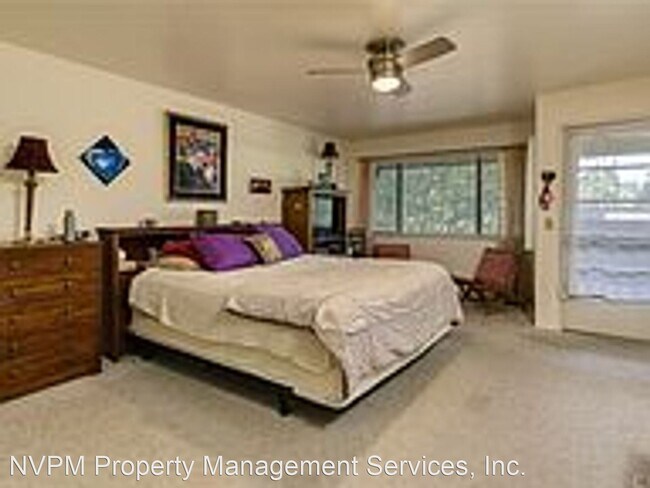 Building Photo - 4 br, 3 bath House - 72 Northwood Commons