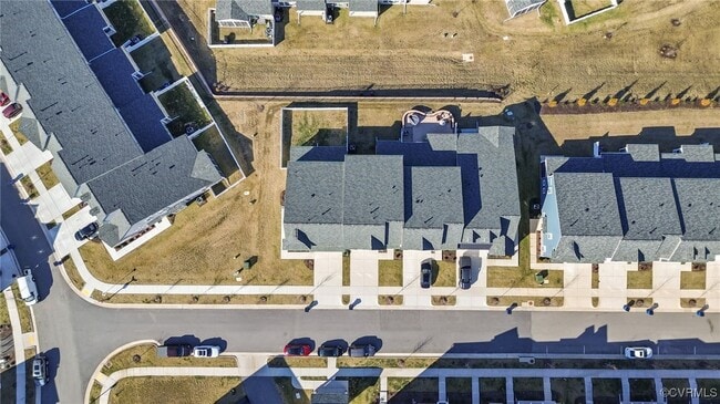 Building Photo - 7048 Dunton Rd