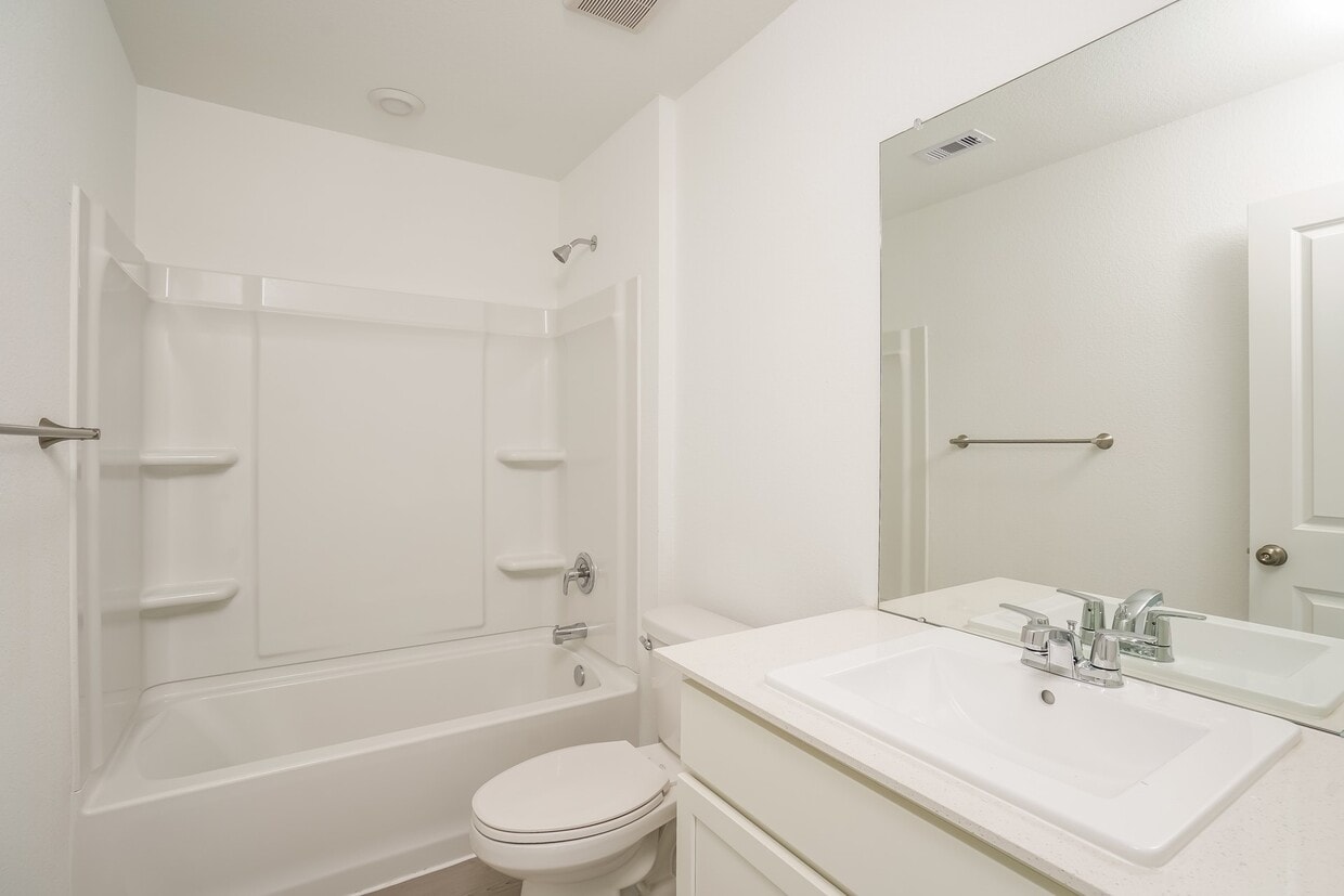 Foto del edificio - 732 Magnolia Creek Dr