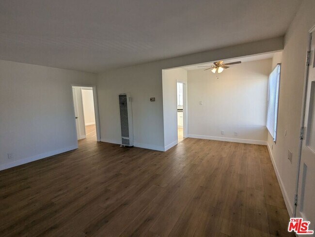 Foto del edificio - 6208 S Fairfax Ave