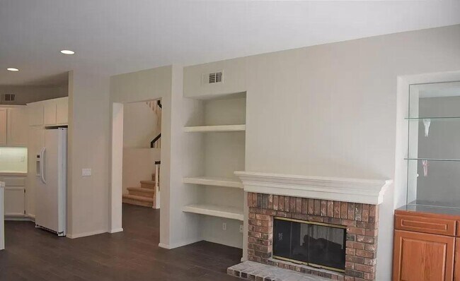 Building Photo - Coming Soon: Beautiful 3Bd 2.5Ba Home in F...