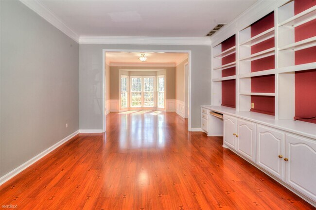 Building Photo - 4 br, 2.5 bath House - 4915 Agate Dr