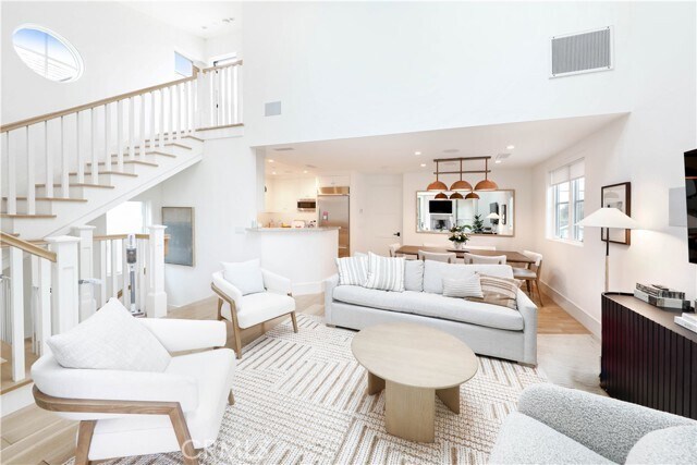 Foto del edificio - 519 Larkspur Ave