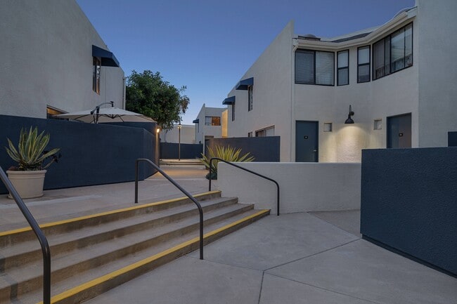 Building Photo - Village Square Apartments